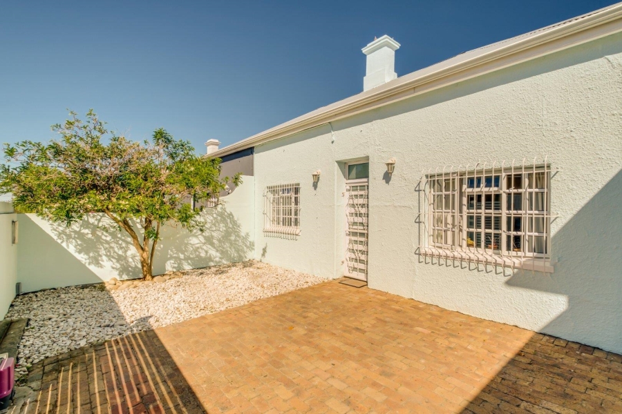 2 Bedroom Property for Sale in Observatory Western Cape